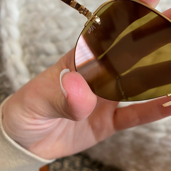 SOLD. Ray-Ban Rose Gold Aviators - Picture 8 of 11